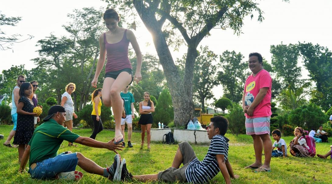 Projects Abroad volunteers coaching in the Philippines run a variety of physical education activities Volunteers gain sports coaching work experience in the Philippines by arranging fun sports events